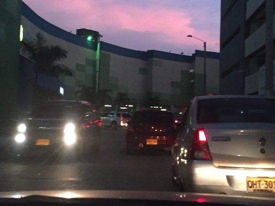 Centro Comercial Unico Outlet